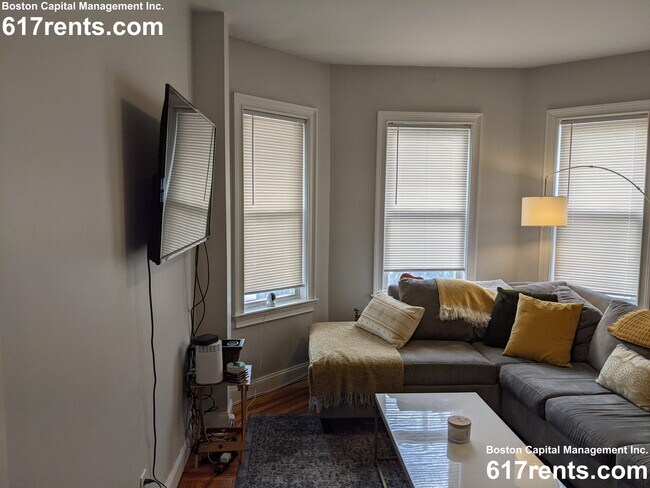 113 3rd St, Medford, MA 02155 - photo 6