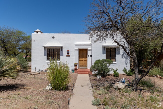 Pueblo and Spanish inspired homes are dominant in Sam Hughes.