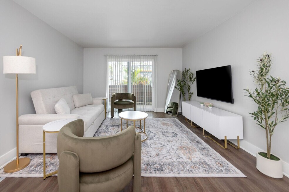 4301 W Cleveland St unit ID1365975P, Tampa, FL 33609 - photo 1