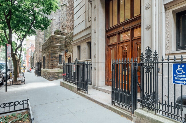 Regis has 7 sports teams, in which they often compete against their arch-rival, Xavier HS.