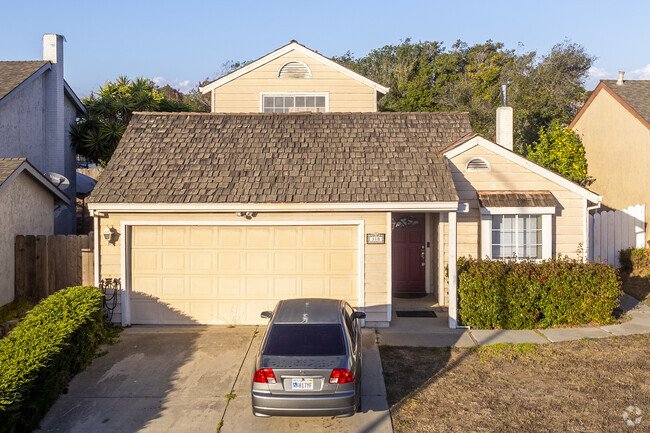A low crime rate ensures peace of mind for residents living in Boronda.