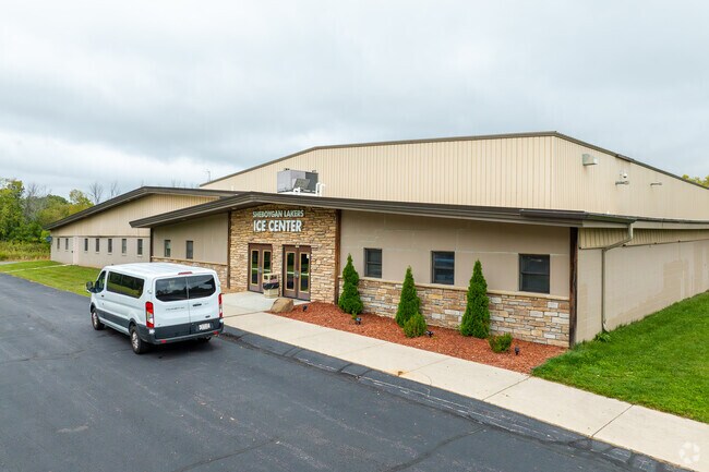 Sheboygan Lakers Ice Center hosts hockey and public skating for West Sheboygan residents.