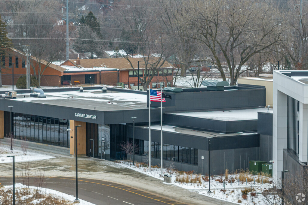 Carver Elementary School is located in Maplewood, Minnesota.