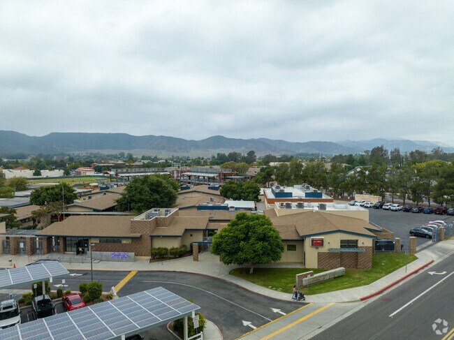 Great Schools rates Murrieta Elementary School in Murrieta.