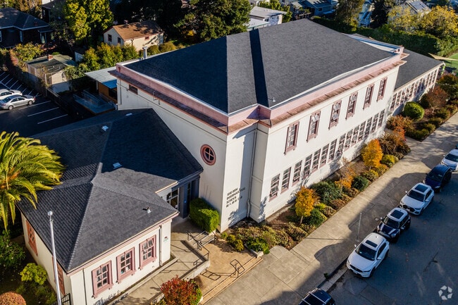Shu Ren International School is located in Berkeley.