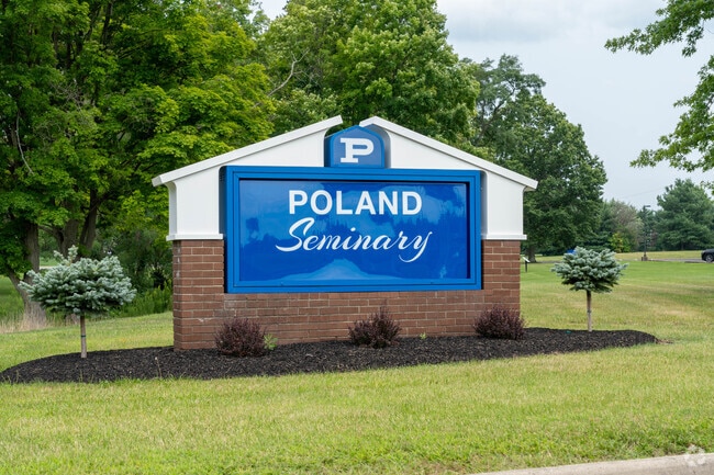 Welcome to Poland Seminary High School in Poland Ohio.