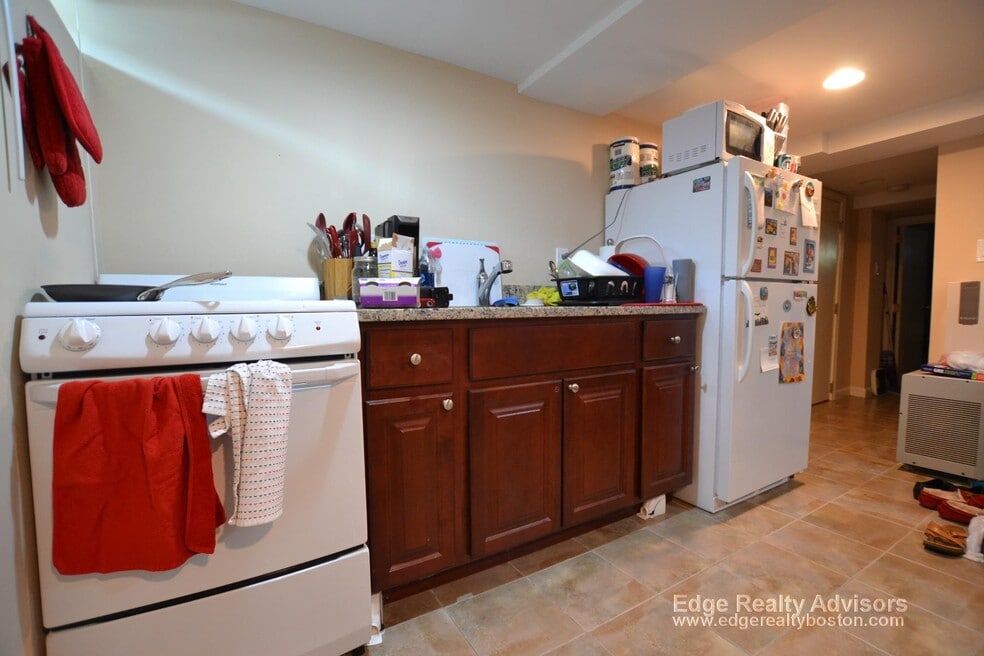 22 Shepard St unit 2, Brighton, MA 02135 - photo 1