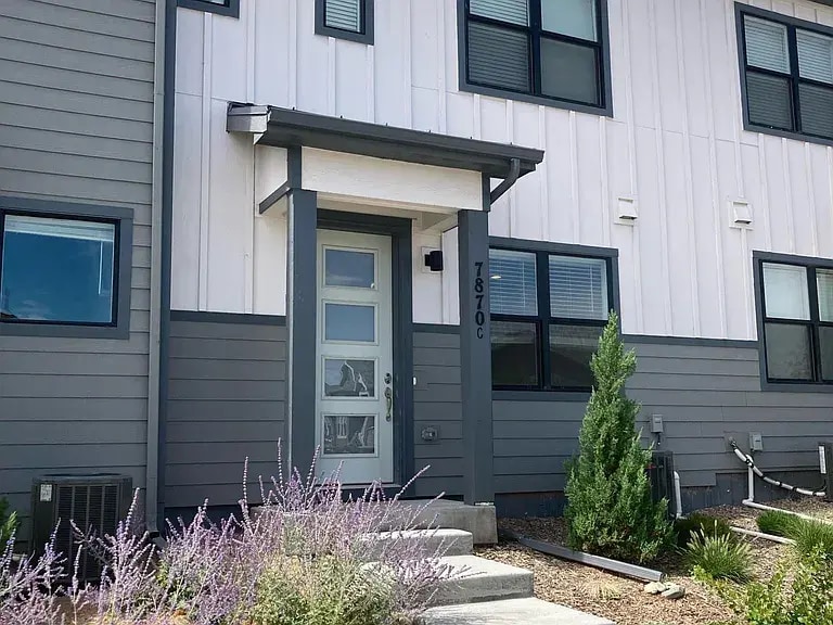 7870 Horsebrush Ln, Littleton, CO 80125 - photo 1