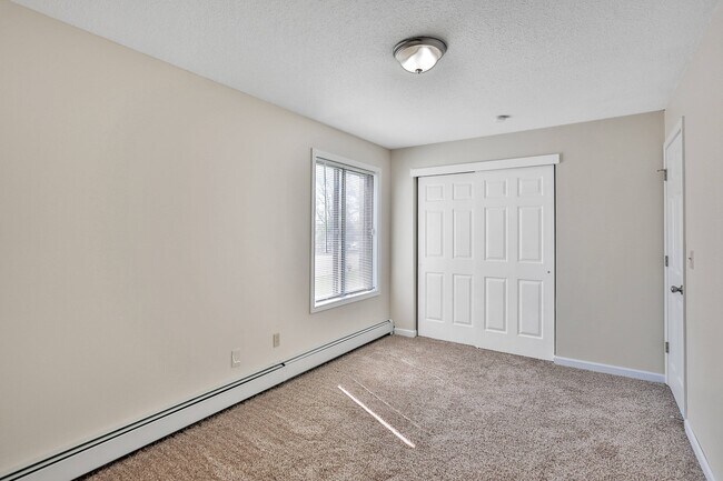 Eagle Pointe, West Saint Paul, MN 55118 - photo 4