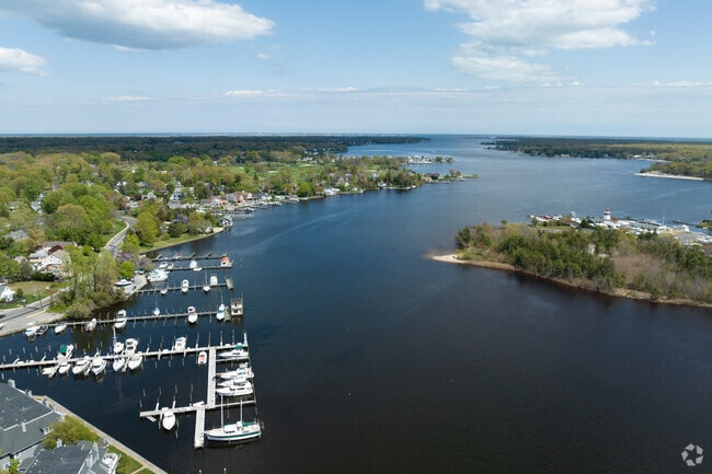 The Atlantic Ocean is just a quick boat ride away down the Toms River.
