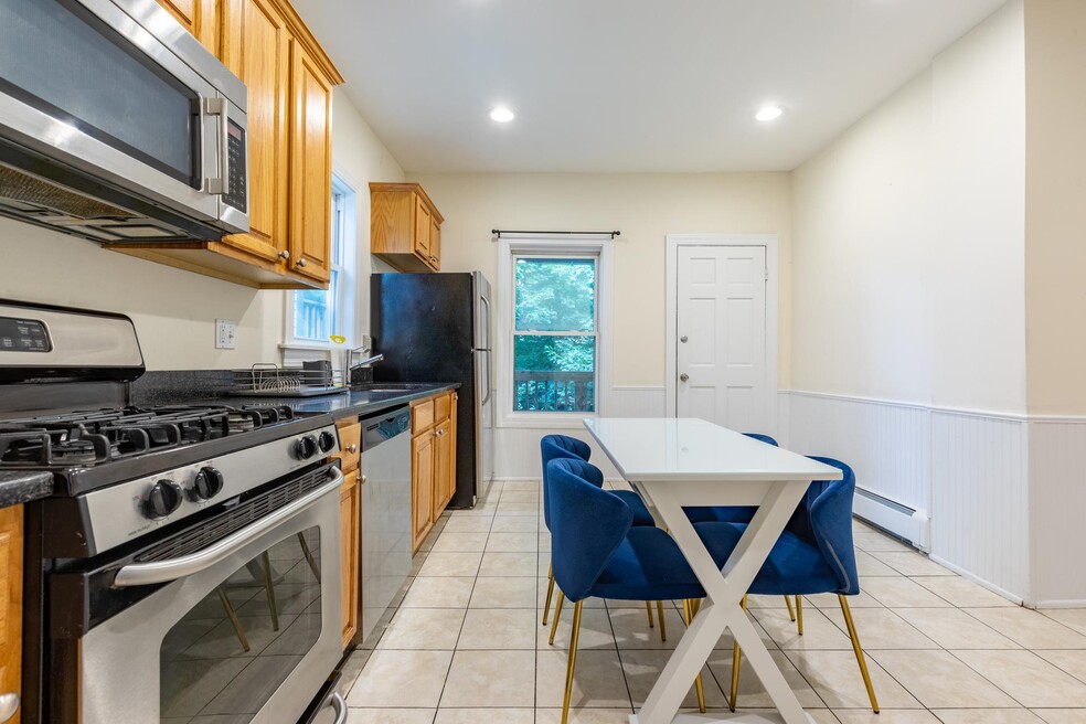 60 Hillside St unit 3, Roxbury Crossing, MA 02120 - photo 1