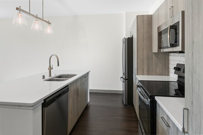 2420 E Capitol Dr unit 209, Shorewood, WI 53211 - photo 3