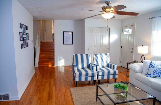 6738 Red Fox Rd, Reynoldsburg, OH 43068 - photo 4