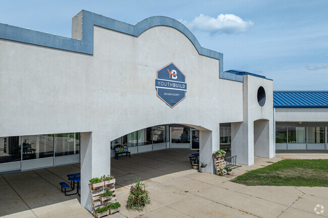 Educational opportunities abound at Youthbuild Academy.