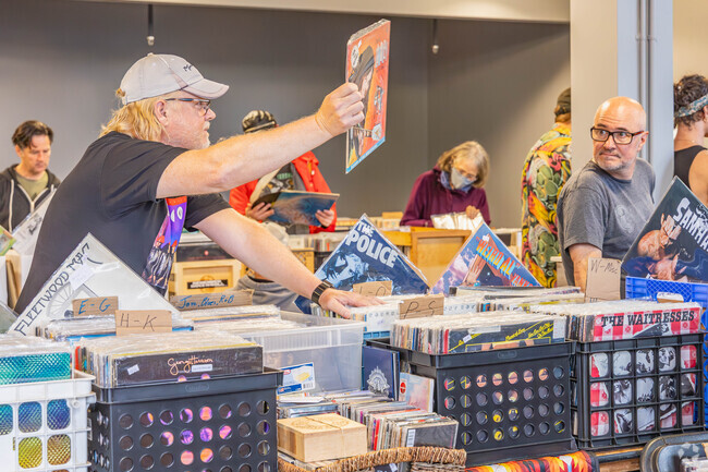 Head to the Bainbridge Record Show near Rolling Bay City to discover some hidden gems.