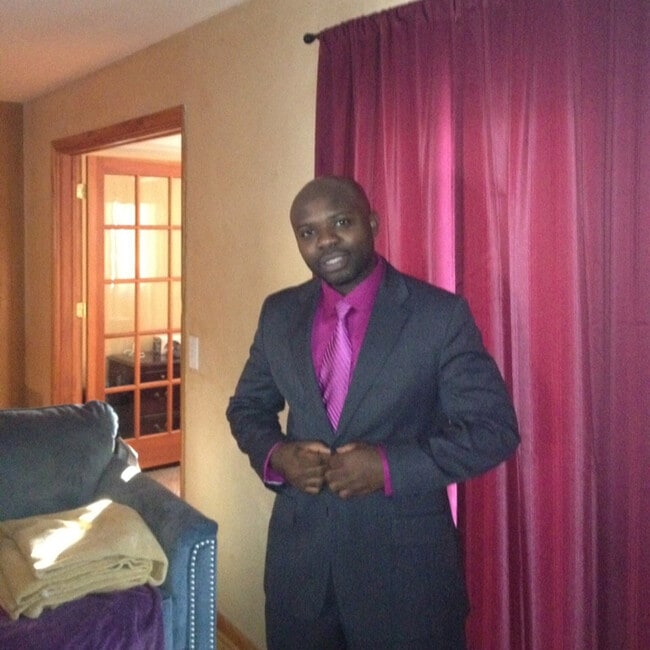 Agent Photo
