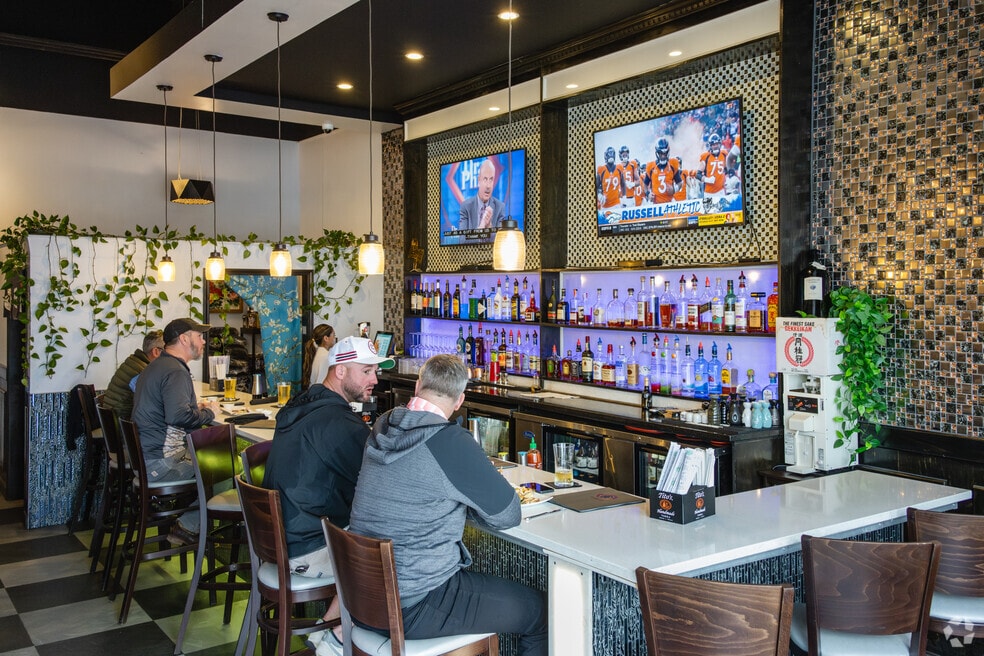 NH_BoilingSprings_525817_P2_v1_040424