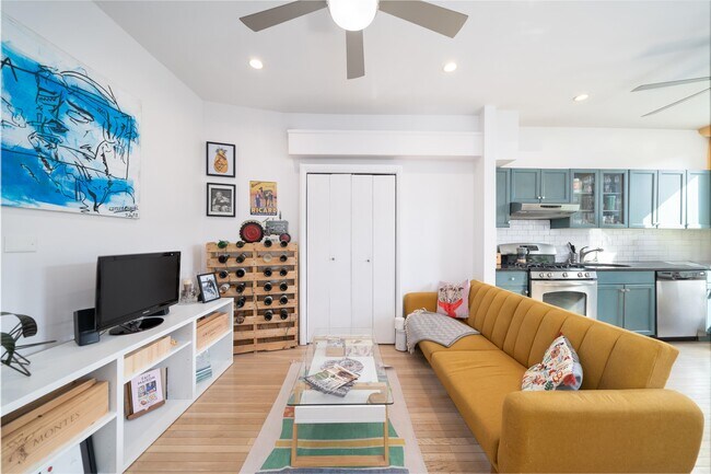 201 Pavonia Ave, Jersey City, NJ 07302 - photo 2