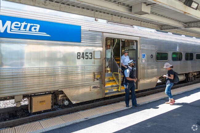 Downtown Evanston offers seamless access to the Metra train system, making daily commutes smooth and stress-free.