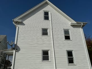 912-914 Bank St Unit 2, New London, CT 06320