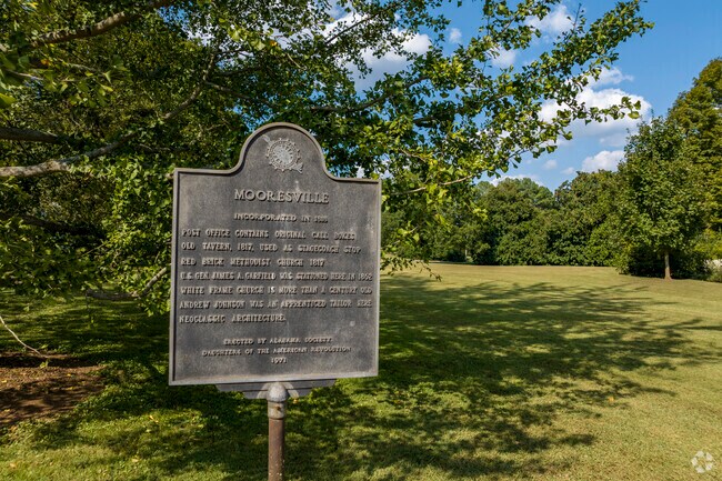 Founded in 1818, Mooresville Alabama is one of the state oldest towns.