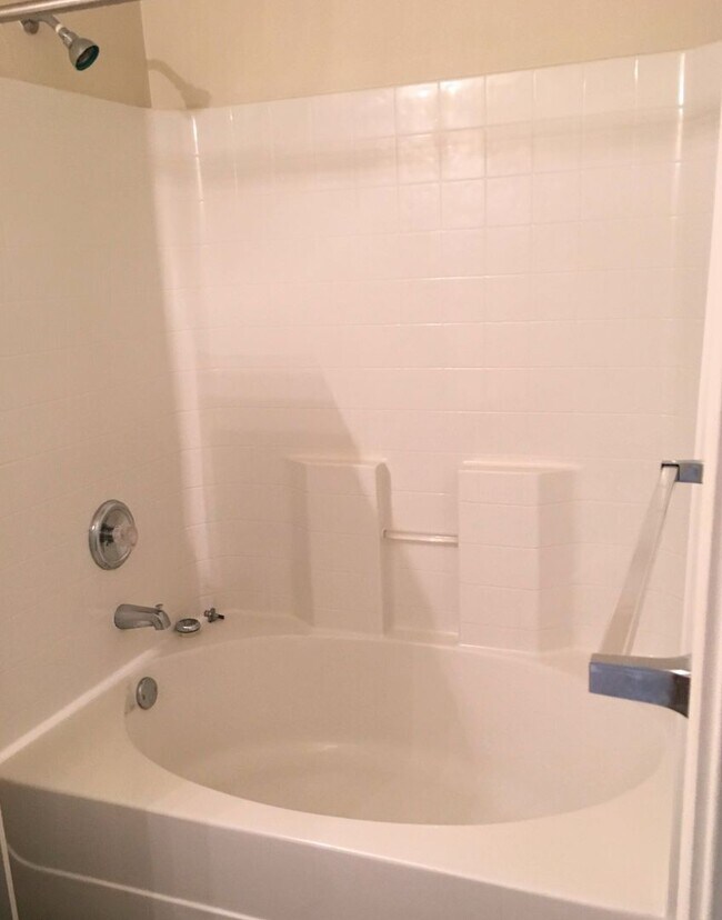 408 Brittney Way unit B, Harker Heights, TX 76548 - photo 7