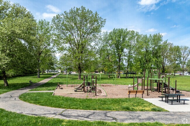 Harrison Smith Park is located within the Somerset Neighborhood, just 1.6 miles from Crossroads.