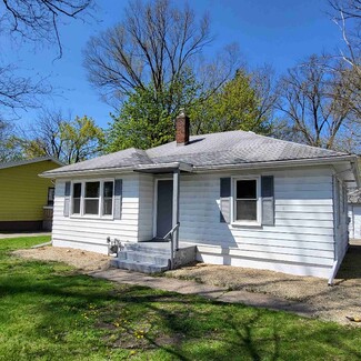1434 Monroe St, Benton Harbor, MI 49022