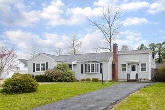 130 Woodcrest Rd, Springfield, MA 01129