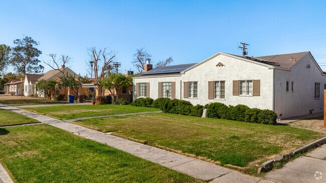 Embrace simple living in El Centro, where the majority of residences are modest ranch-style homes and charming bungalows.