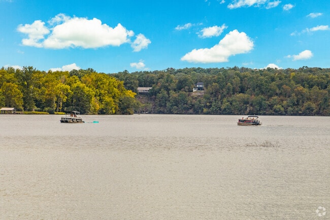 Piney is located along the Ouachita river and Lake Hamilton.