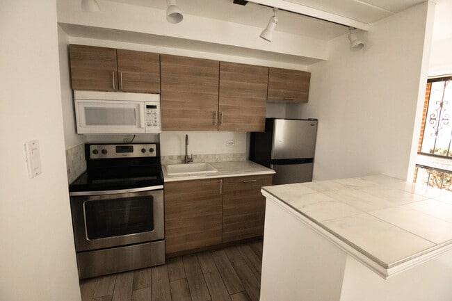 40 Harrison St unit 4, Oak Park, IL 60304 - photo 4