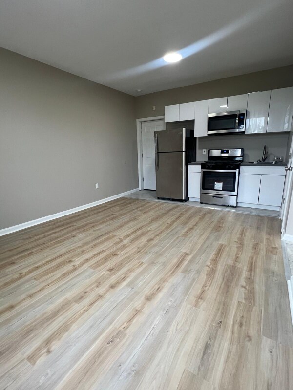 38 Winans St unit 38 W 10, East Orange, NJ 07017 - photo 2