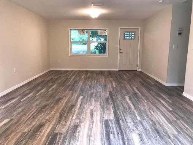 680 N Court St, Bronson, FL 32621 - photo 2