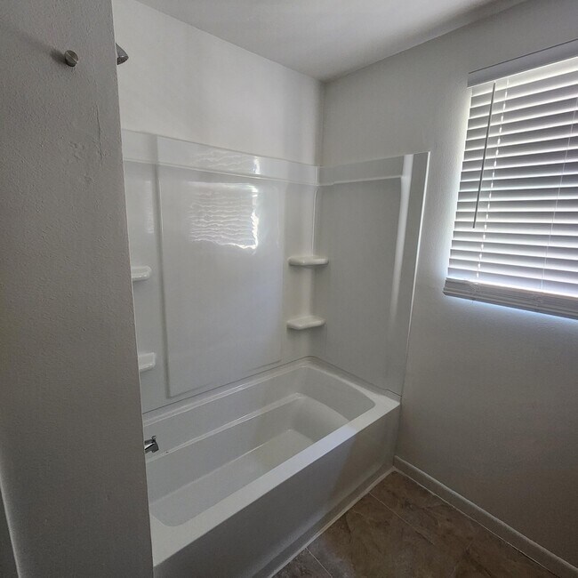 2009 Upland Dr unit 1, Edinburg, TX 78539 - photo 4