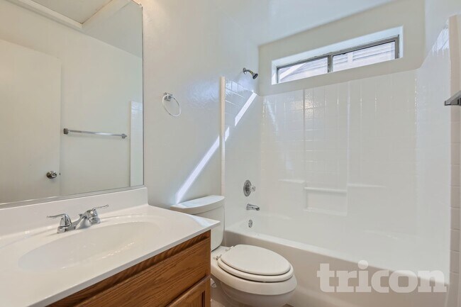 2601 S 79th Dr, Phoenix, AZ 85043 - photo 5