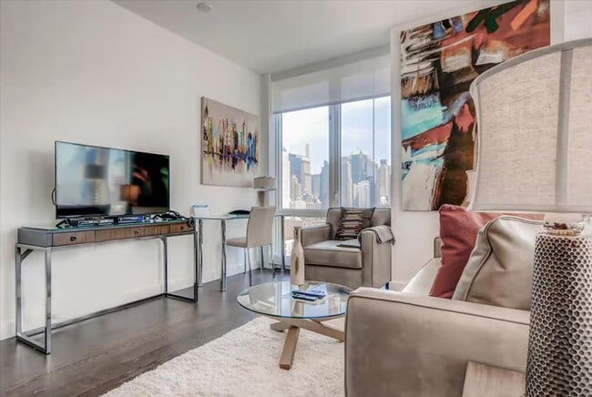 605 W 42nd St unit ID1330732P, New York, NY 10036 - photo 2