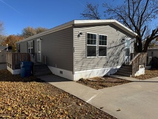 3701 2nd St, Coralville, IA 52241