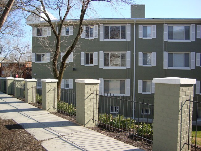 750 Barnaby St SE unit 202, Washington, DC 20032 - photo 3