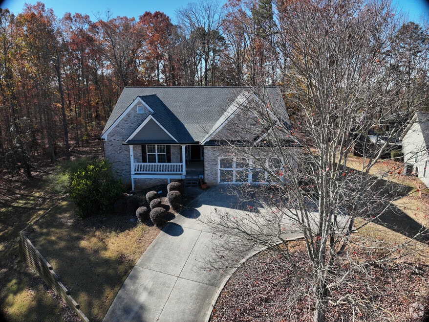 445 Jennifer Springs Dr, Monroe, GA 30656 - photo 2