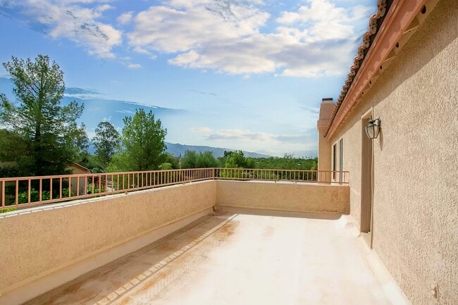 10760 E Via Tranquilla, Tucson, AZ 85749 - photo 6