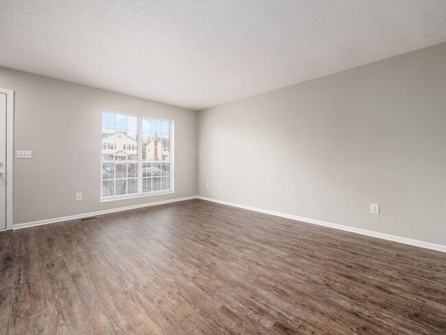 7754 Deercrest Ct unit 7754 Deercrest Ct, Dublin, OH 43016 - photo 5