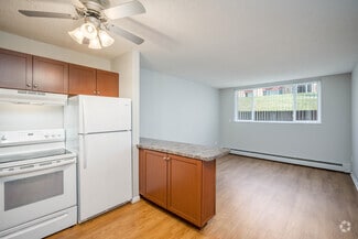 330 Cottage Ave W, Saint Paul, MN 55117