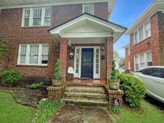 521 E 49th St, Savannah, GA 31405