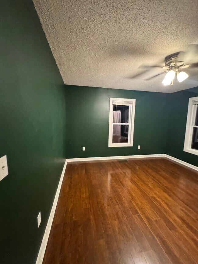 4 Library St unit 4 Library St, Allenstown, NH 03275 - photo 5