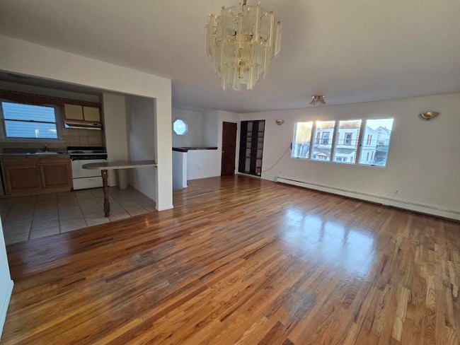 31-31 103rd St unit 2 Floor, Queens, NY 11369 - photo 3
