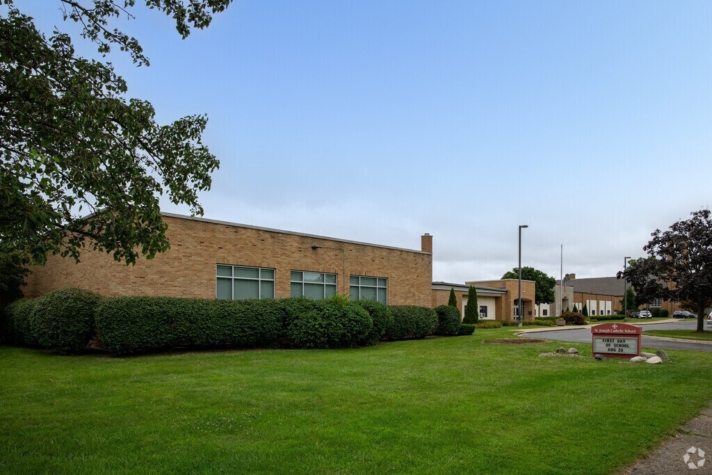 St. Joseph Elementary School is a private Christian school in Battle Creek.