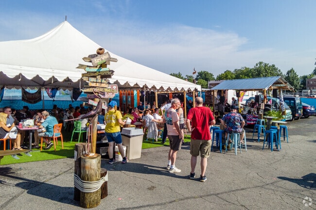 Clare and Don's Beach Shack is very popular local Falls Church restaurant for food and drinks.