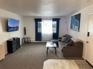 7447 Jewel Lake Rd Unit 1, Anchorage, AK 99502