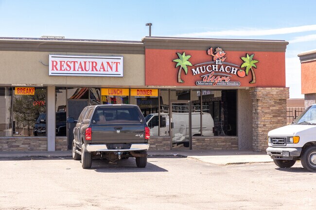 Morris Heights' Mariscos El Muchacho Alegre is well known for it's seafood dishes.